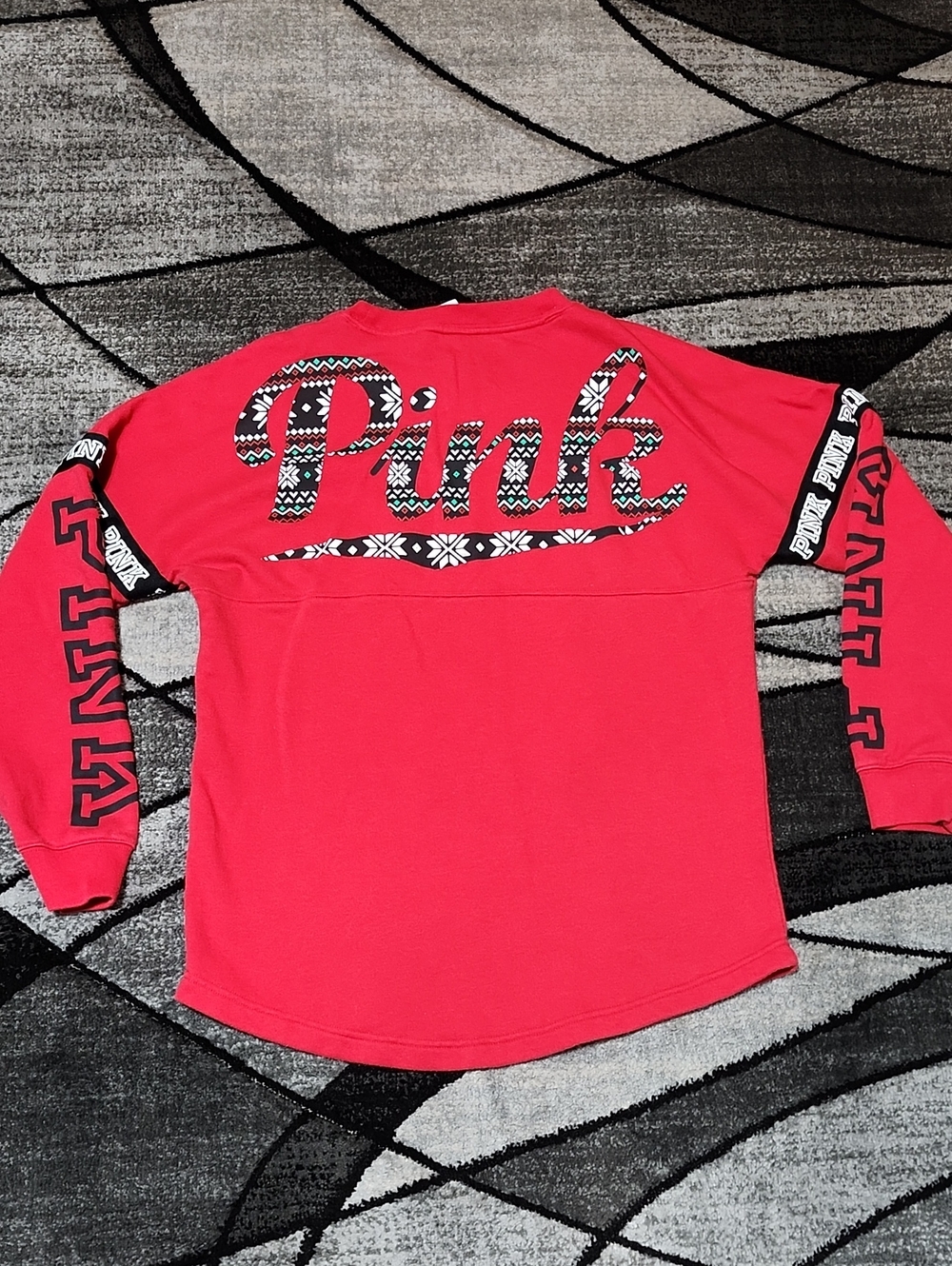 VS Pink 2016 CAMPUS RED HOLIDAY FAIR ISLE DOG LOGO VARSITY CREW SWEATSHIRT